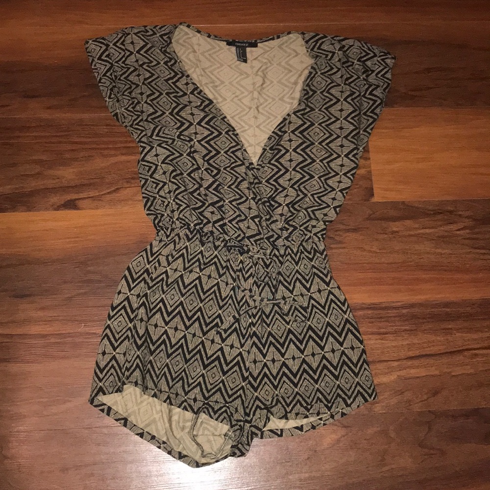 ✨Tribal Romper✨